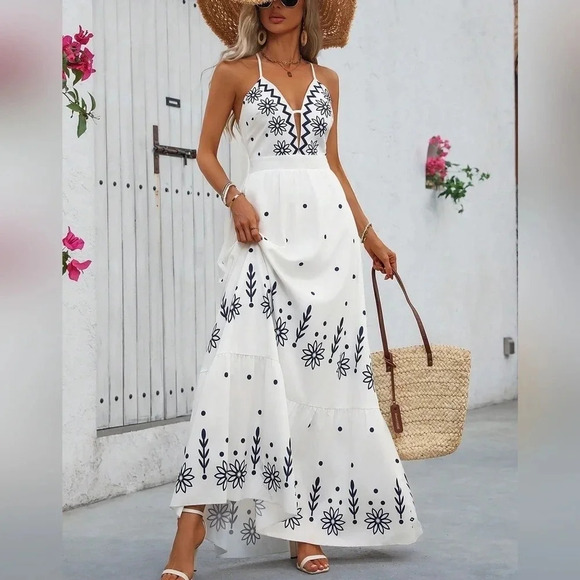 Summer Long Printed Hawaiian Style Strappy Dress - Picture 2 of 6